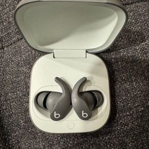 Beats Fit Pro True Wireless Noise Cancelling In-Ear Earbuds - Sage Gray